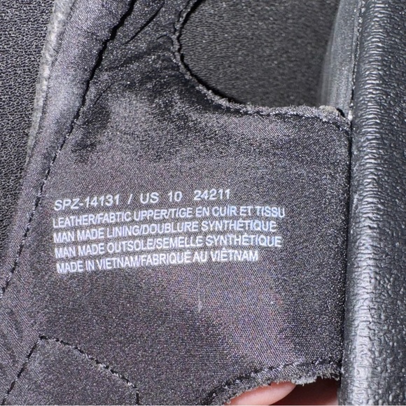 Taos Footwear Super Z Black Sandals in size 10 - Picture 6 of 6